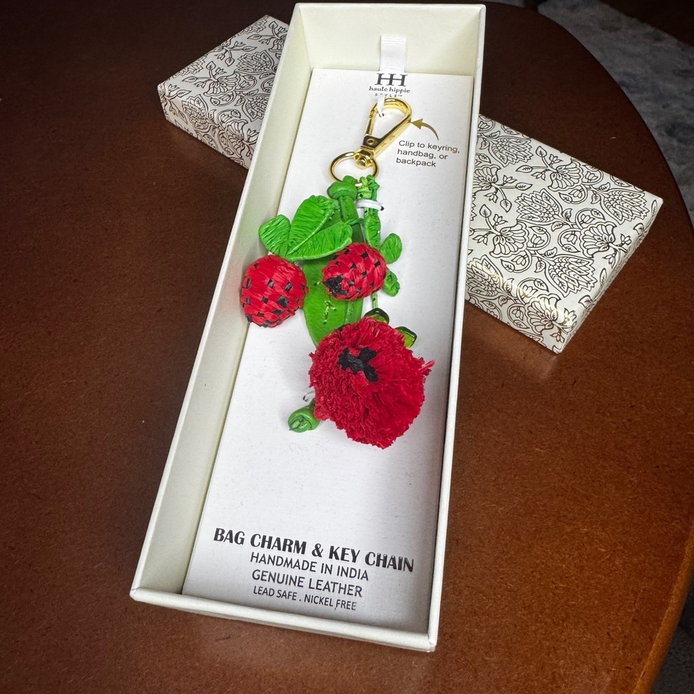 Boho Raffia Flower Berry Keychain Bag Charm‎ Tassel Clip Straw Trendy